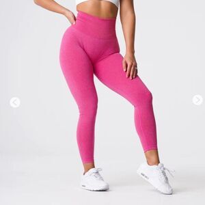 NVGTN Curve Seamless Legging Fuchsia Medium